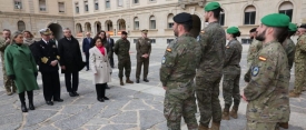 La ministra de Defensa preside en Toledo un homenaje a los civiles y militares caídos en la guerra de Ucrania