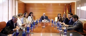 El Pleno de las Cortes Regionales debatirá este jueves sobre ferrocarril,